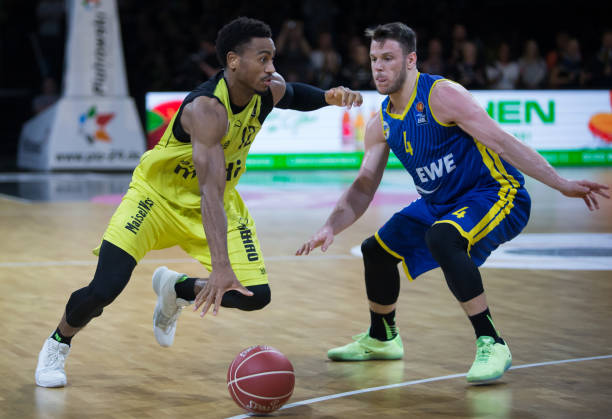 队的左路资 队的左路资