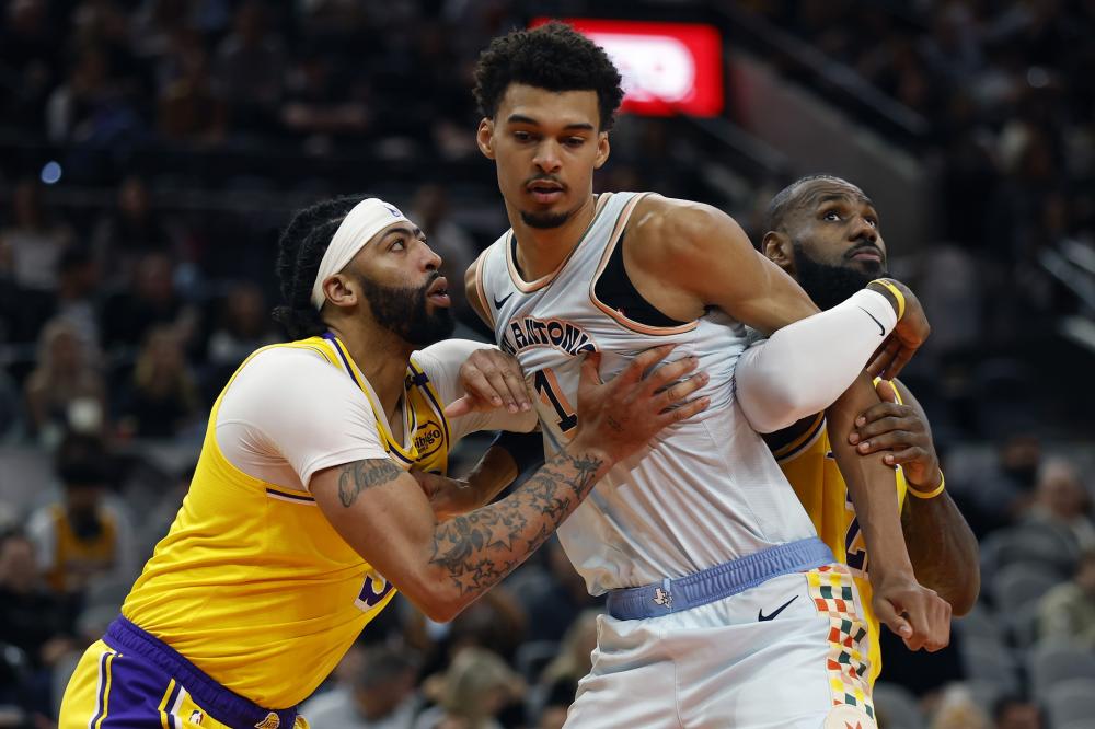 他保持了均 他保持了均