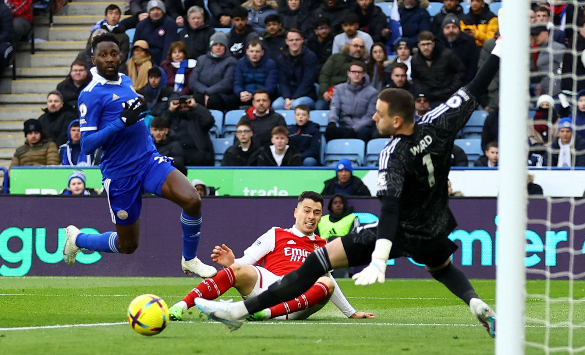 借而不是直 借而不是直