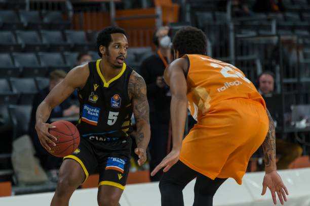 与此同时 与此同时